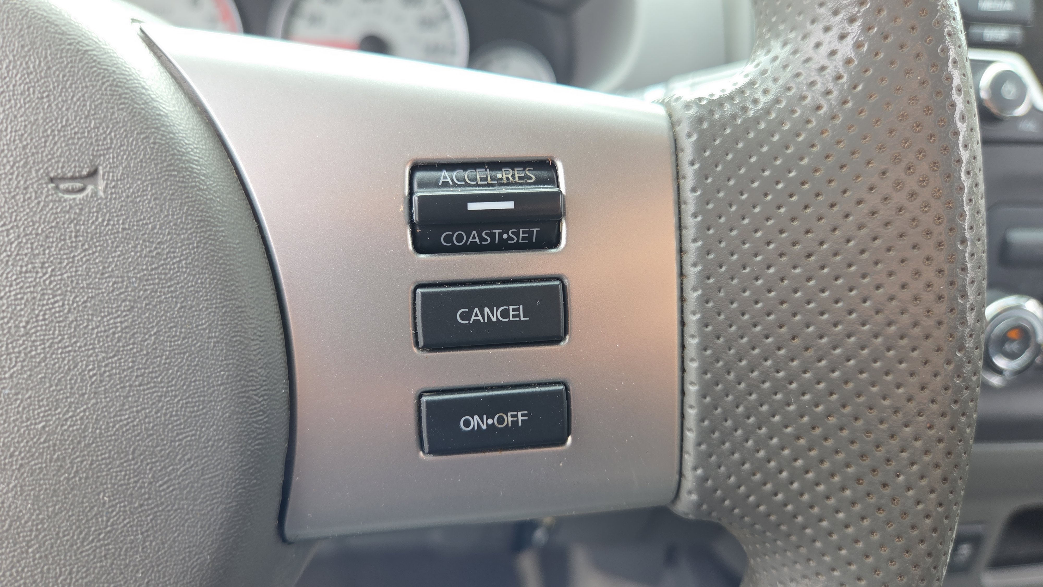 Used 2015 Nissan Frontier Desert Runner RWD image 23