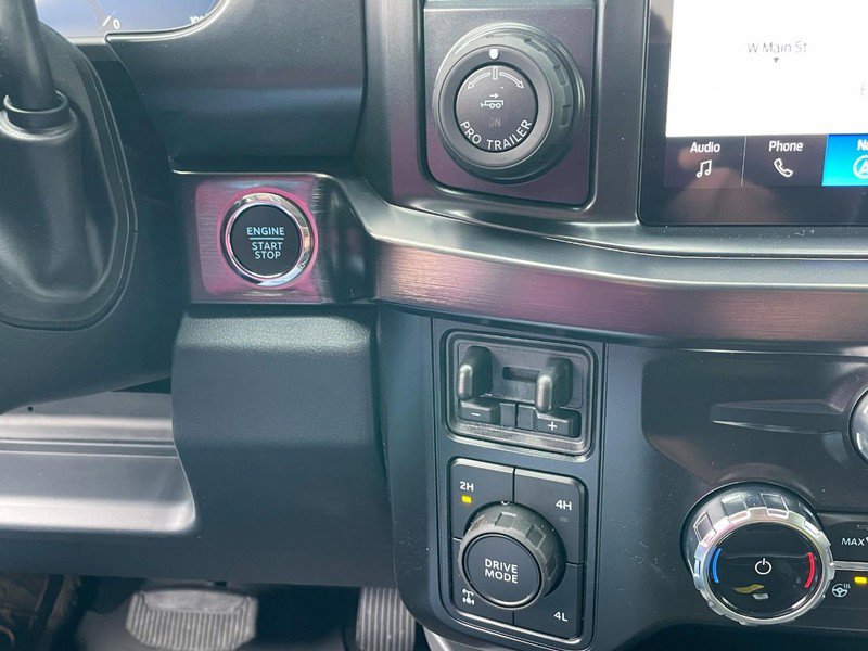 New 2026 Ford F250 Lariat w/ Black Appearance Package image 36