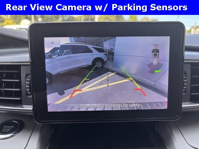 Certified 2022 Ford Explorer XLT w/ Equipment Group 202A image 15