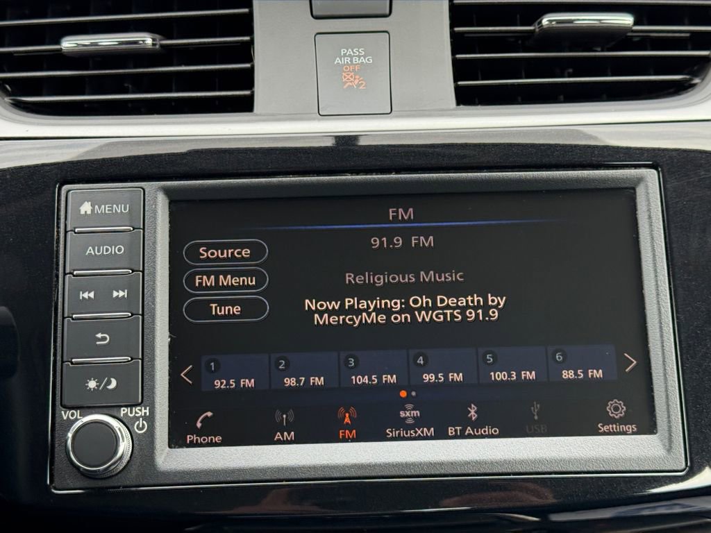 Used 2019 Nissan Sentra SV w/ Special Edition Package image 12