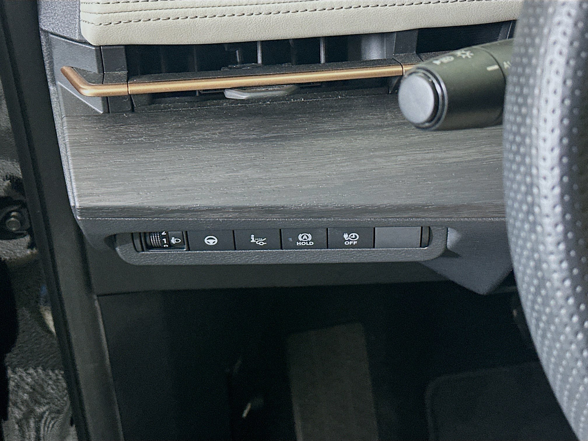 Used 2023 Nissan Ariya FWD image 17
