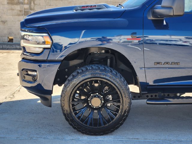 Used 2024 RAM 2500 Laramie w/ Night Edition AWD/4WD image 15
