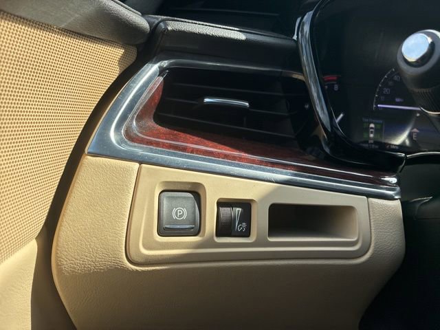 Used 2019 Cadillac XT5 Luxury image 26