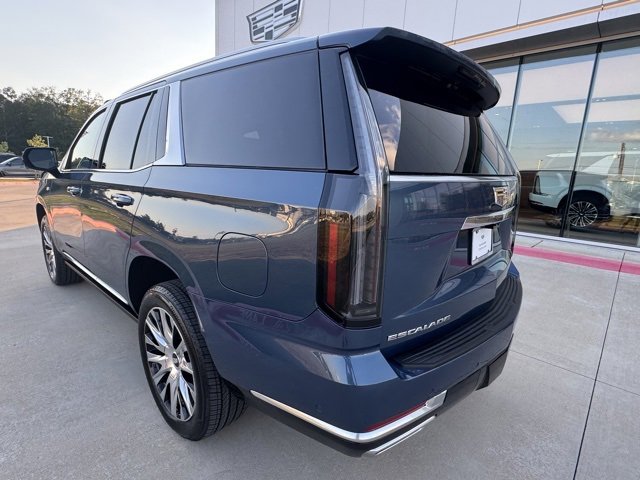 New 2026 Cadillac Escalade Platinum Luxury image 3