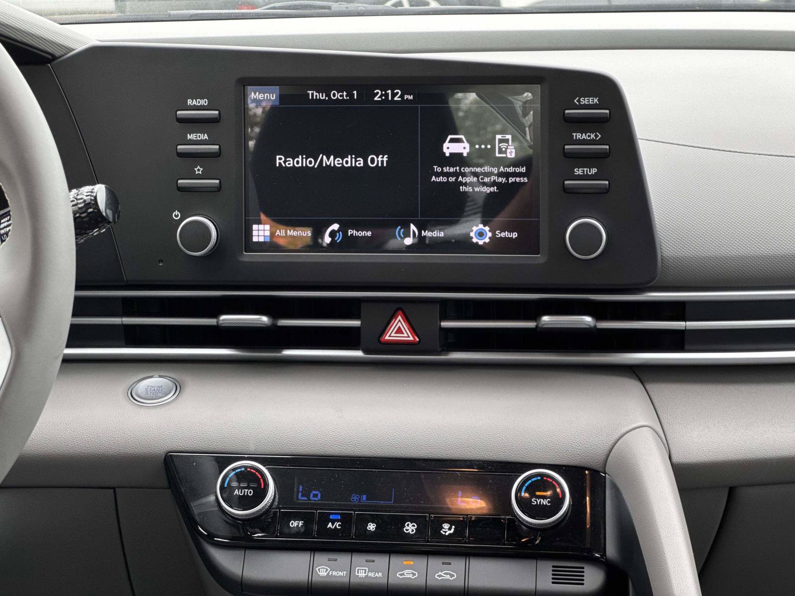 Used 2025 Hyundai Elantra Sport FWD image 11
