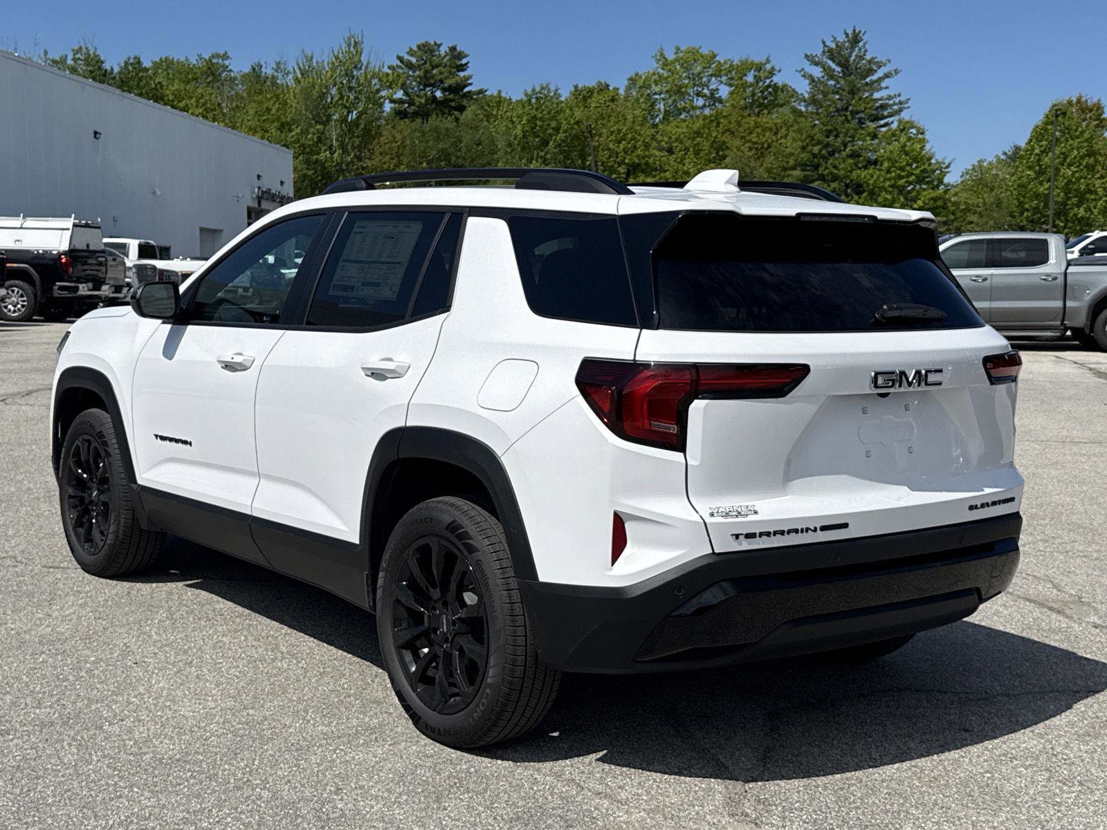 New 2026 GMC Terrain Elevation w/ Elevation Premium Package AWD/4WD image 5