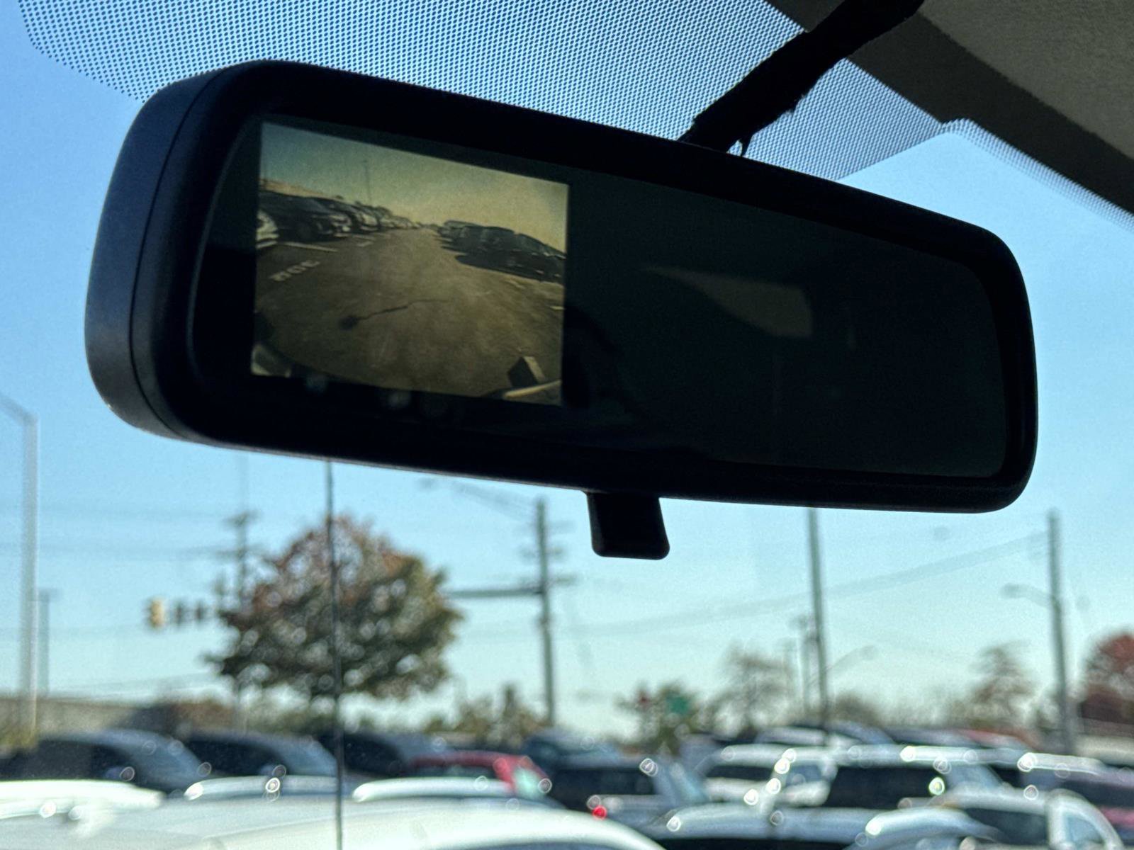 Used 2023 GMC Savana 2500 w/ Driver Convenience Package image 4