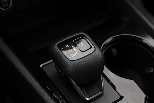 Used 2023 Nissan Rogue S image 29