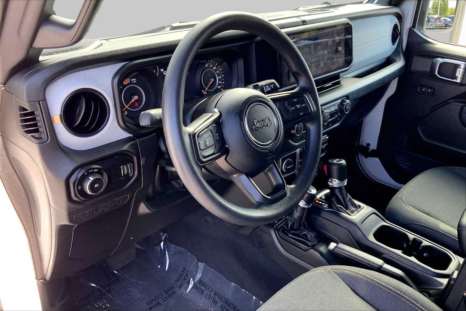 Used 2026 Jeep Wrangler Sport AWD/4WD image 17
