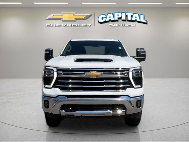 Used 2024 Chevrolet Silverado 2500 LTZ image 2