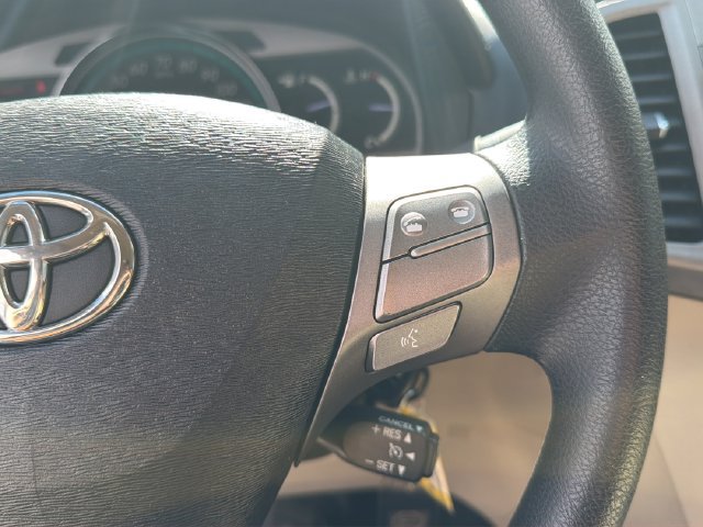Used 2012 Toyota Venza LE FWD image 23
