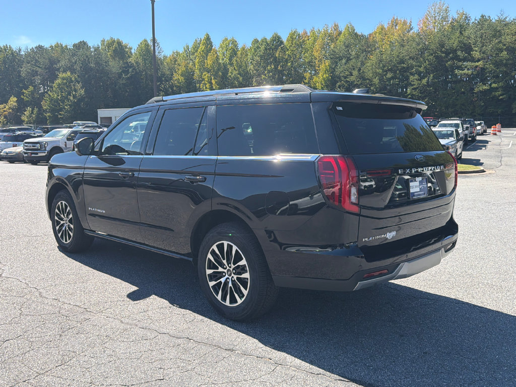 Used 2025 Ford Expedition Platinum AWD/4WD image 5