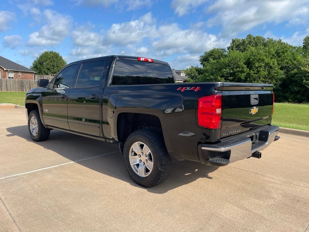 Used 2018 Chevrolet Silverado 1500 LT w/ Texas Edition AWD/4WD image 3