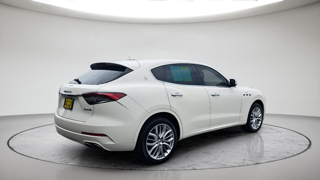 Used 2022 Maserati Levante GT AWD/4WD image 5