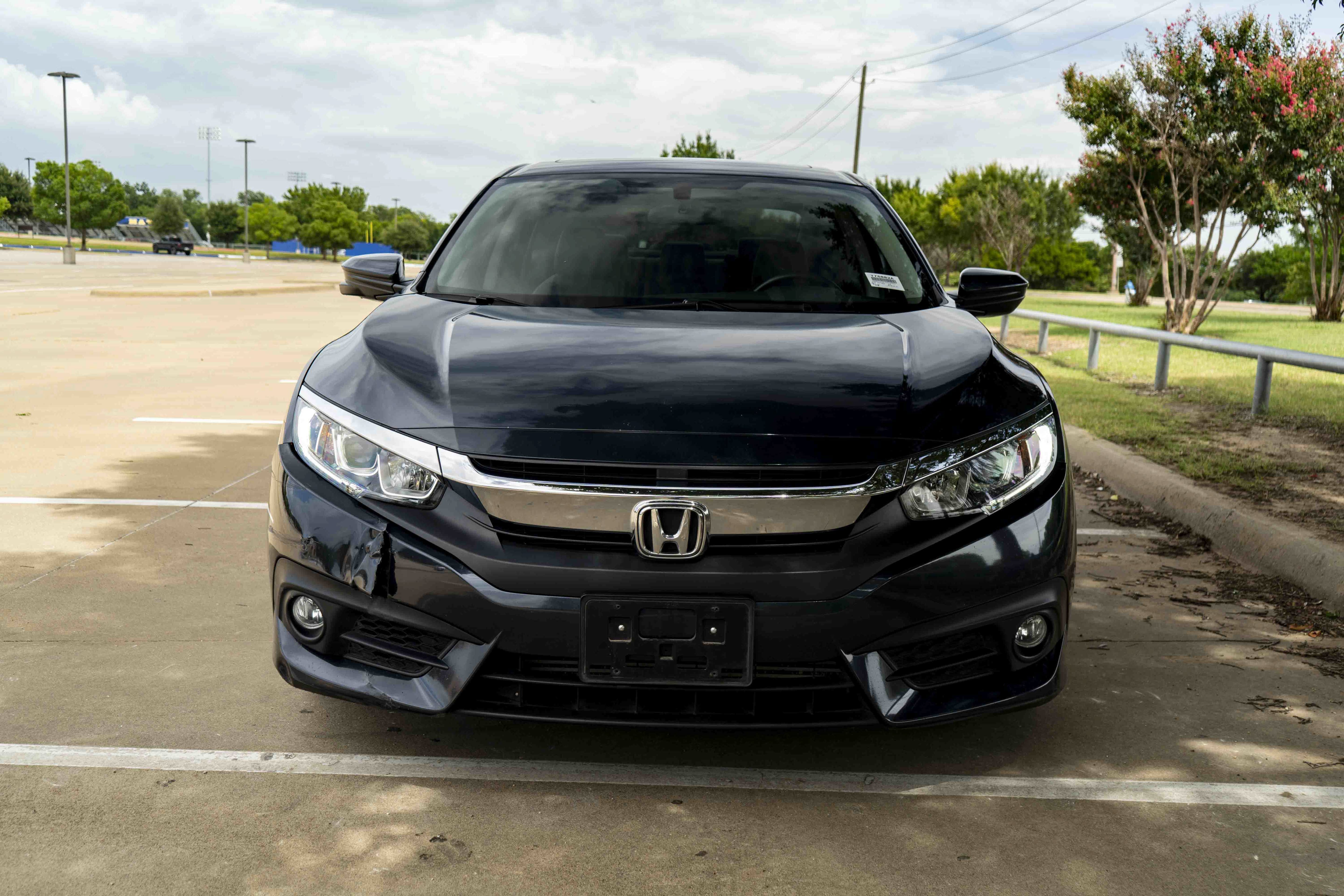 Used 2018 Honda Civic EX-T image 3