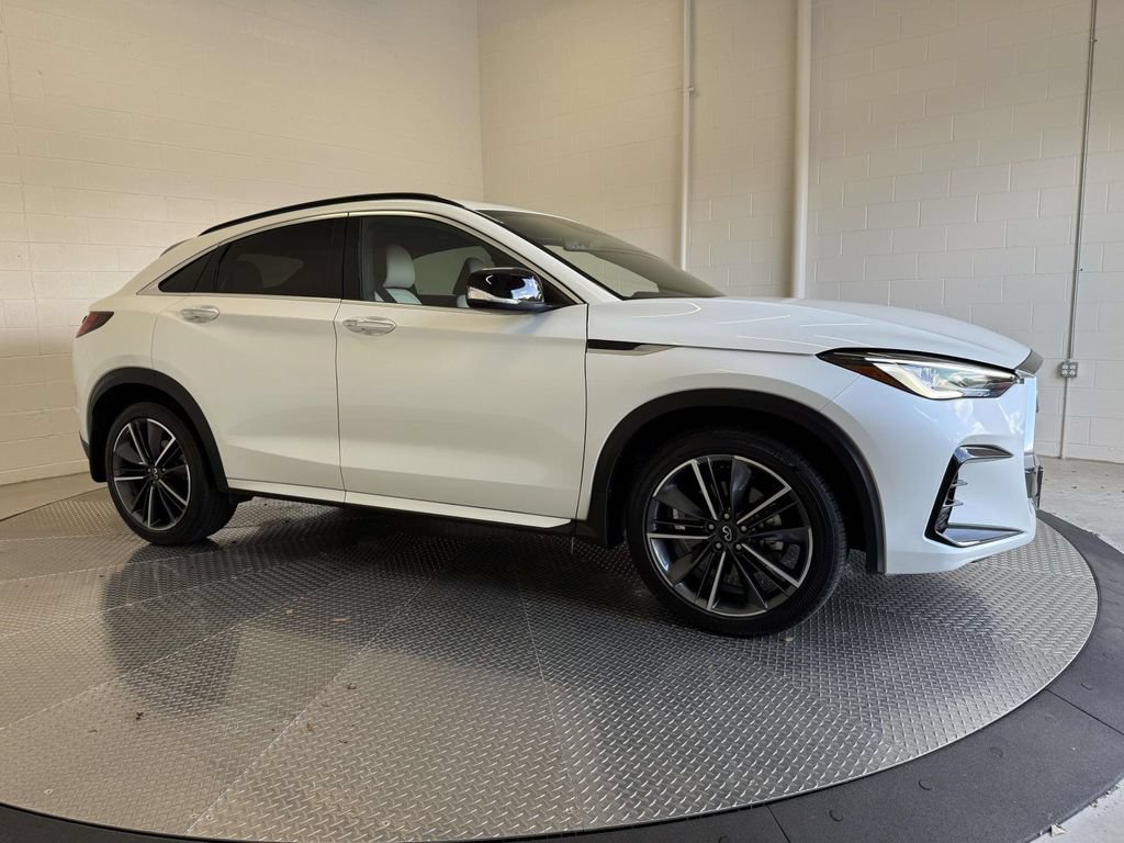 Used 2025 INFINITI QX55 Luxe w/ Cargo Package AWD/4WD image 9