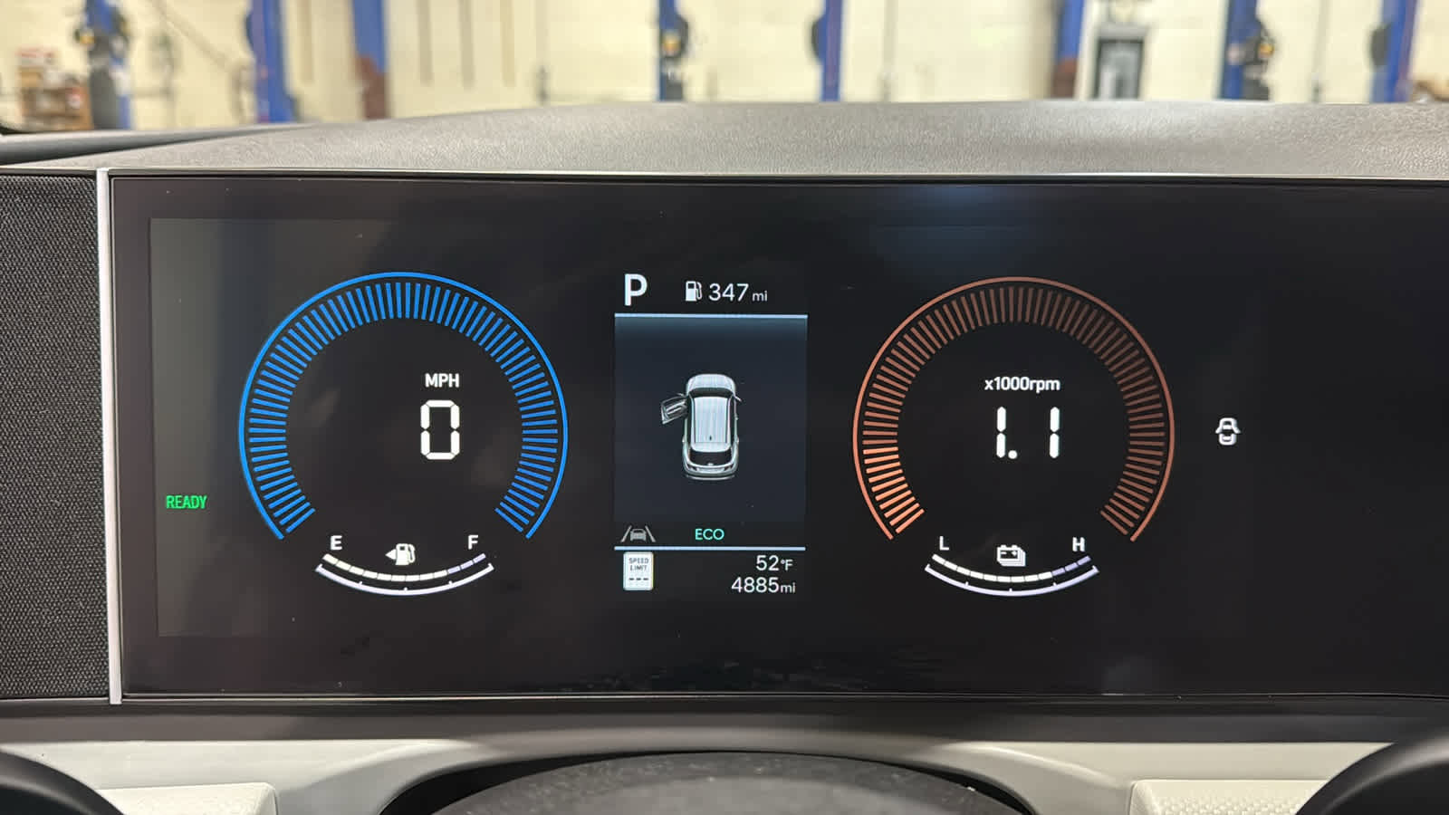 Used 2025 Hyundai Tucson Blue image 17