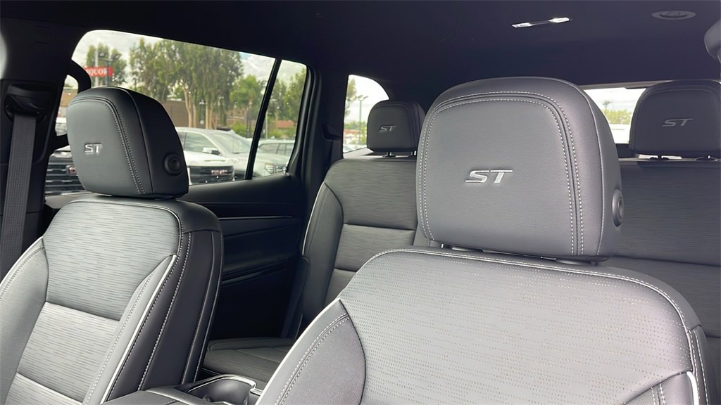 New 2026 Buick Enclave Sport Touring w/ Power Package image 12