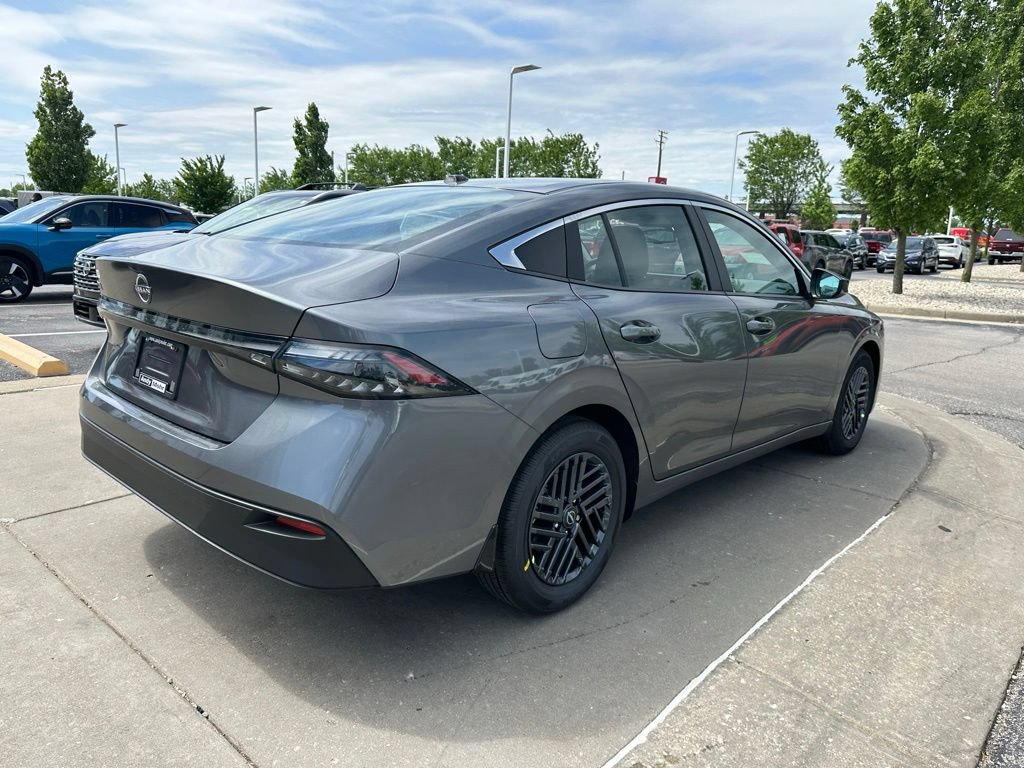 New 2026 Nissan Sentra SV w/ SV Convenience Package FWD image 7