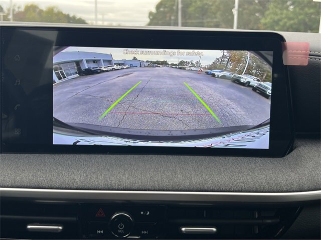 New 2026 Nissan Kicks SV w/ Illumination Package image 6