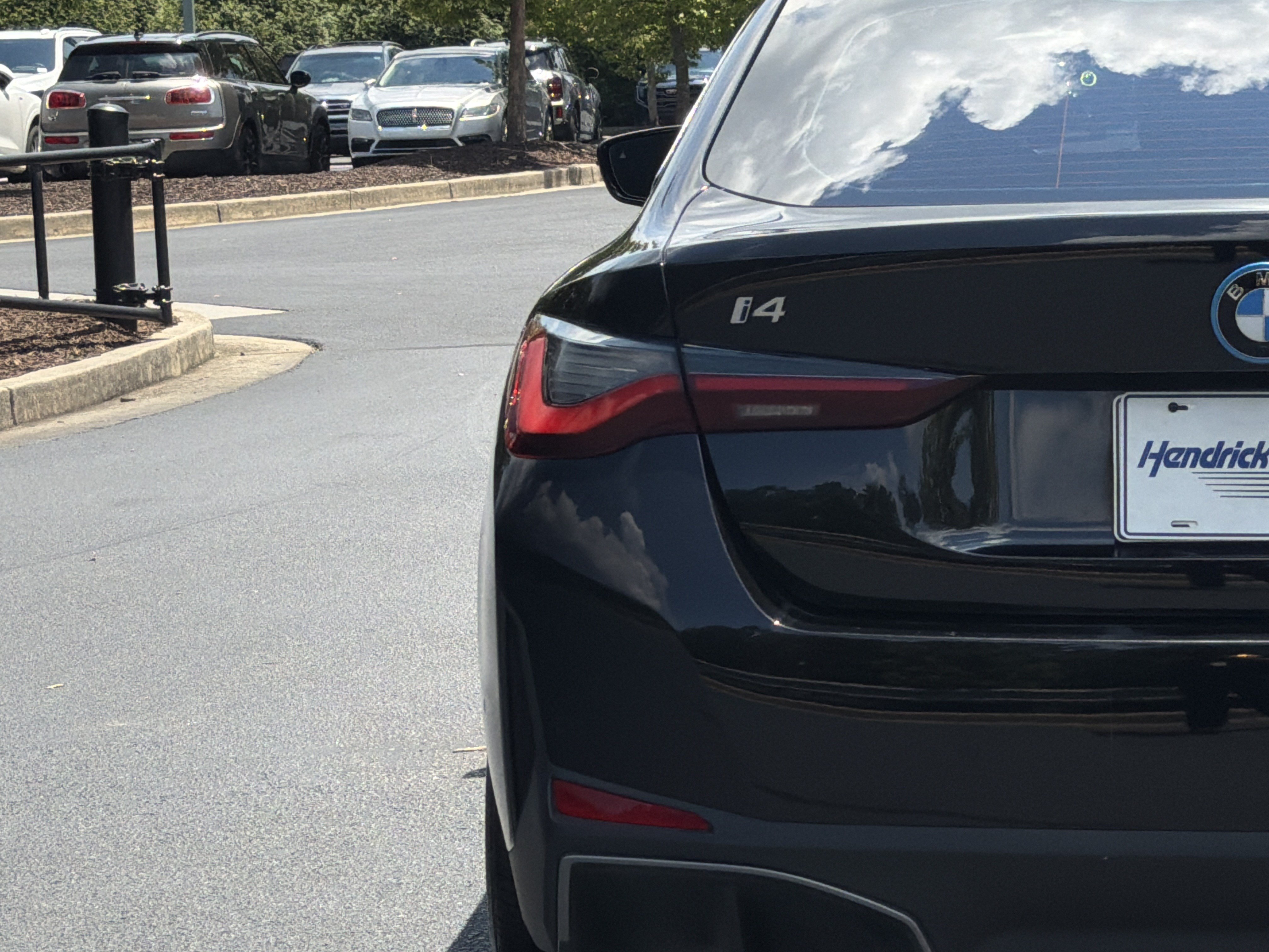 Used 2023 BMW i4 eDrive35 w/ Premium Package RWD image 60