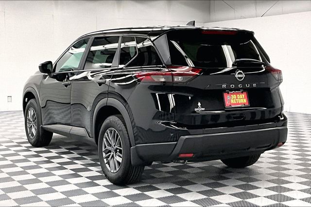New 2025 Nissan Rogue S image 4