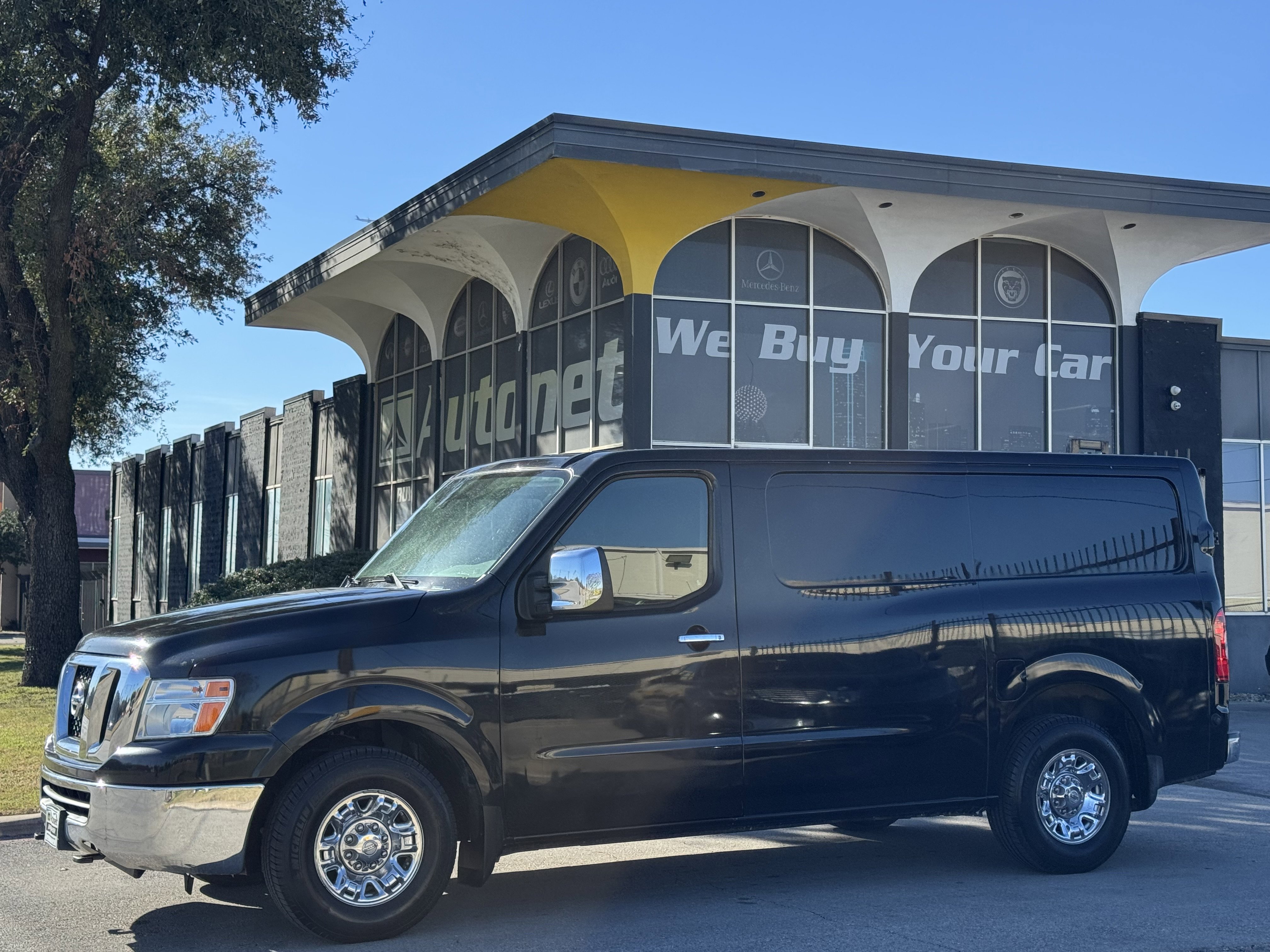 Used 2018 Nissan NV 3500 SL w/ Navigation Package