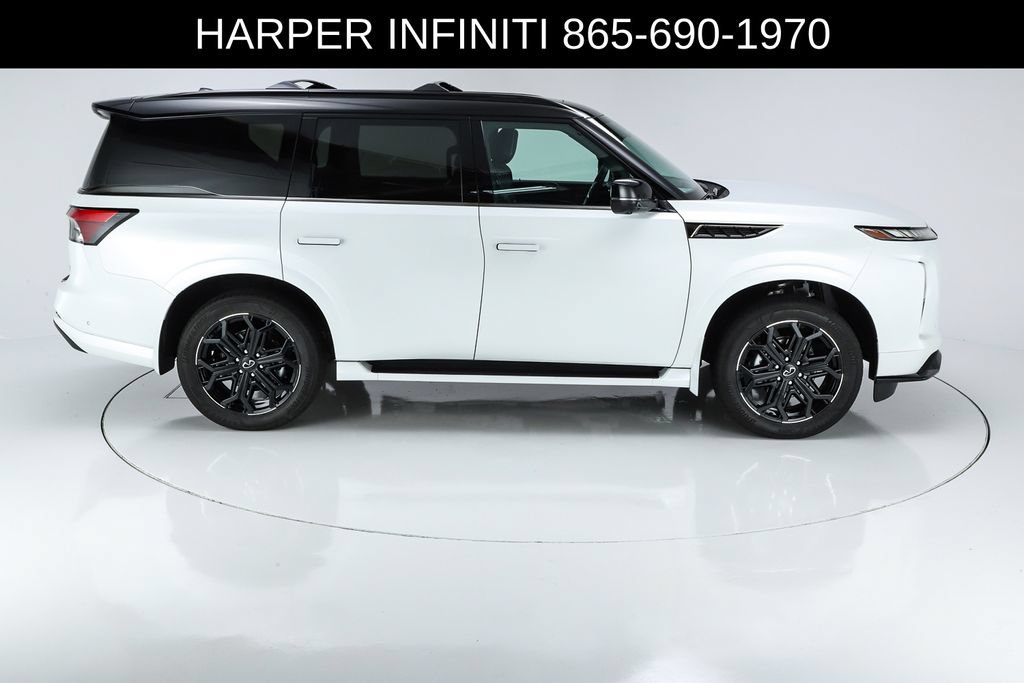 Certified 2026 INFINITI QX80 4WD w/ Sport Exterior Package image 11