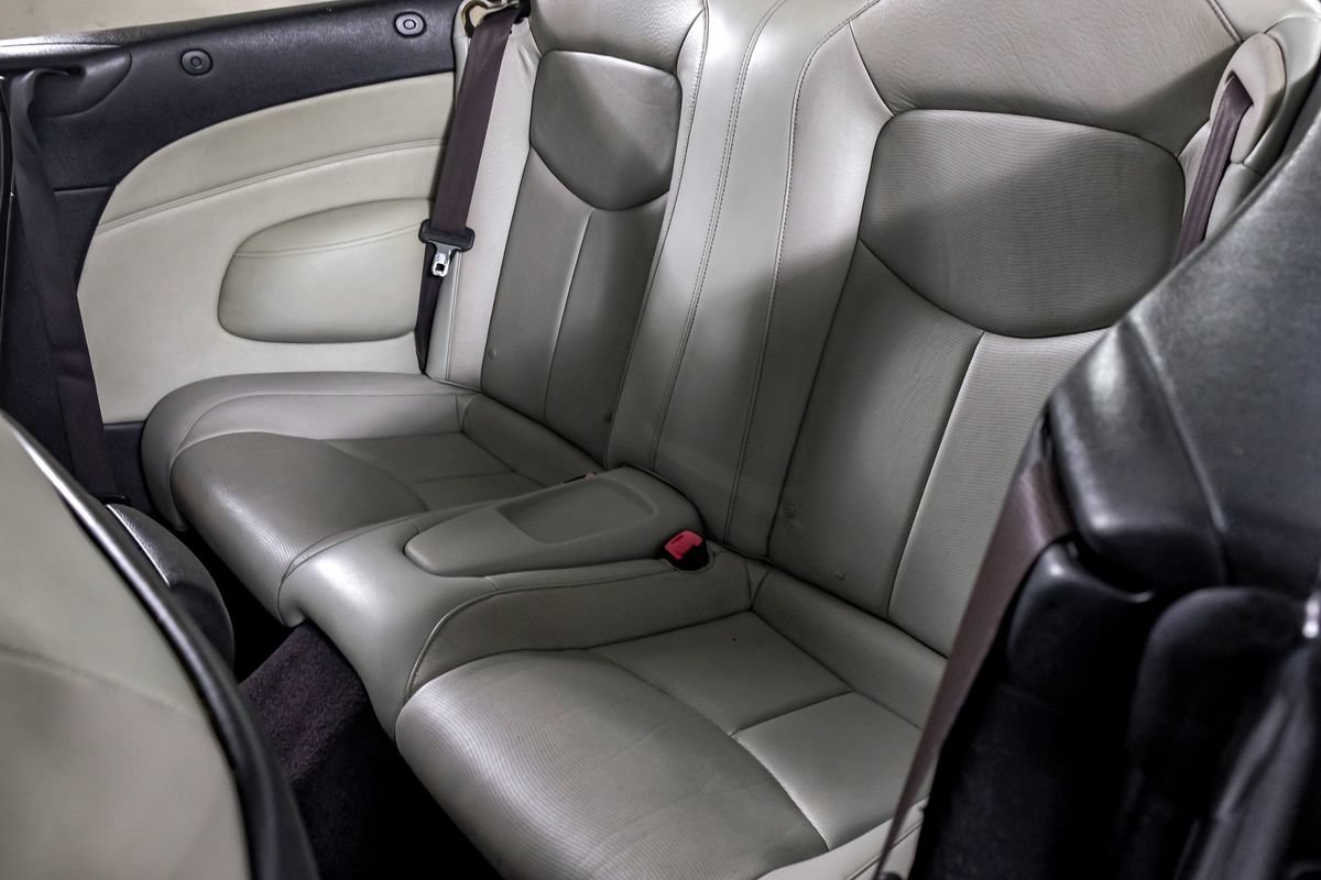 Used 2010 INFINITI G37 Convertible w/ Premium Pkg RWD image 25