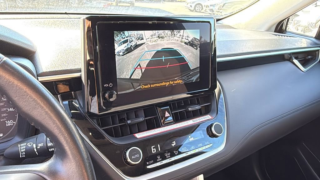 Used 2023 Toyota Corolla Cross LE image 17