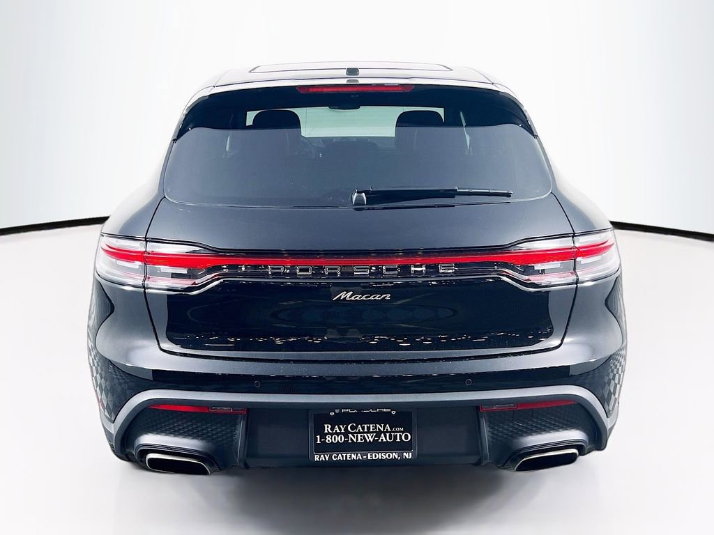 Certified 2026 Porsche Macan AWD/4WD image 10