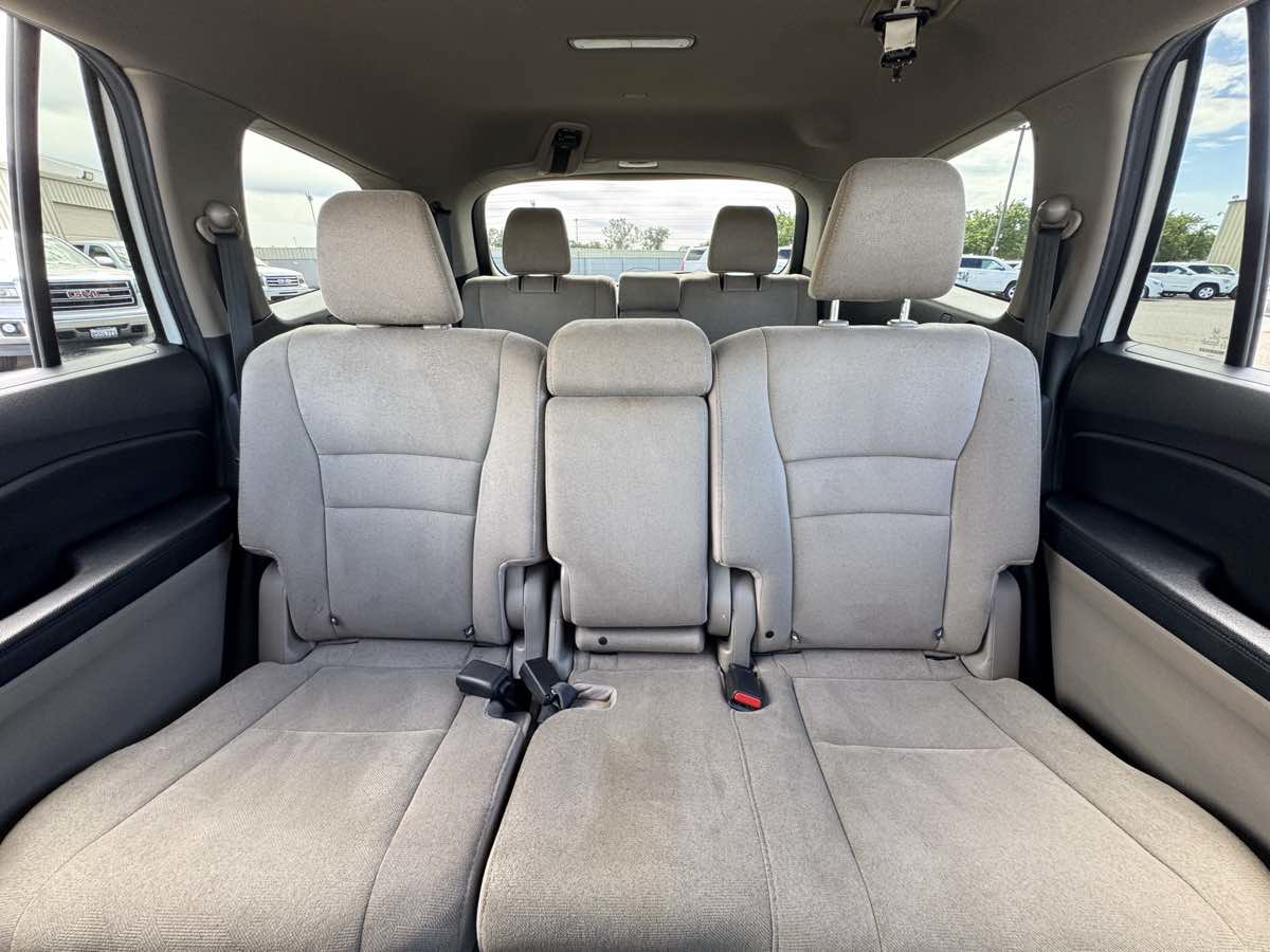 Used 2020 Honda Pilot EX image 36