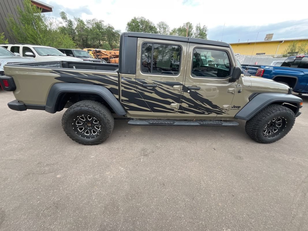 Used 2020 Jeep Gladiator Sport w/ Quick Order Package 24S AWD/4WD image 8