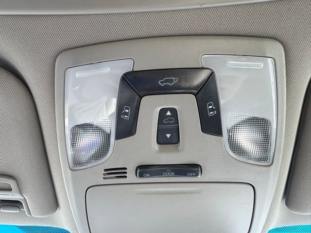 Used 2015 Toyota Sienna XLE image 30