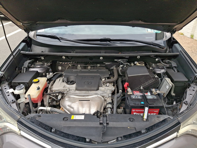 Used 2018 Toyota RAV4 XLE FWD image 27