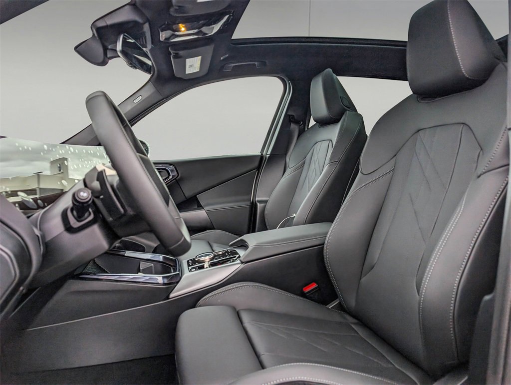 Used 2025 BMW X3 xDrive30i w/ Convenience Package image 13
