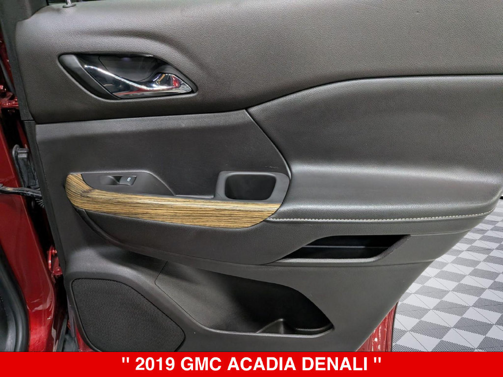 Used 2019 GMC Acadia Denali AWD/4WD image 34