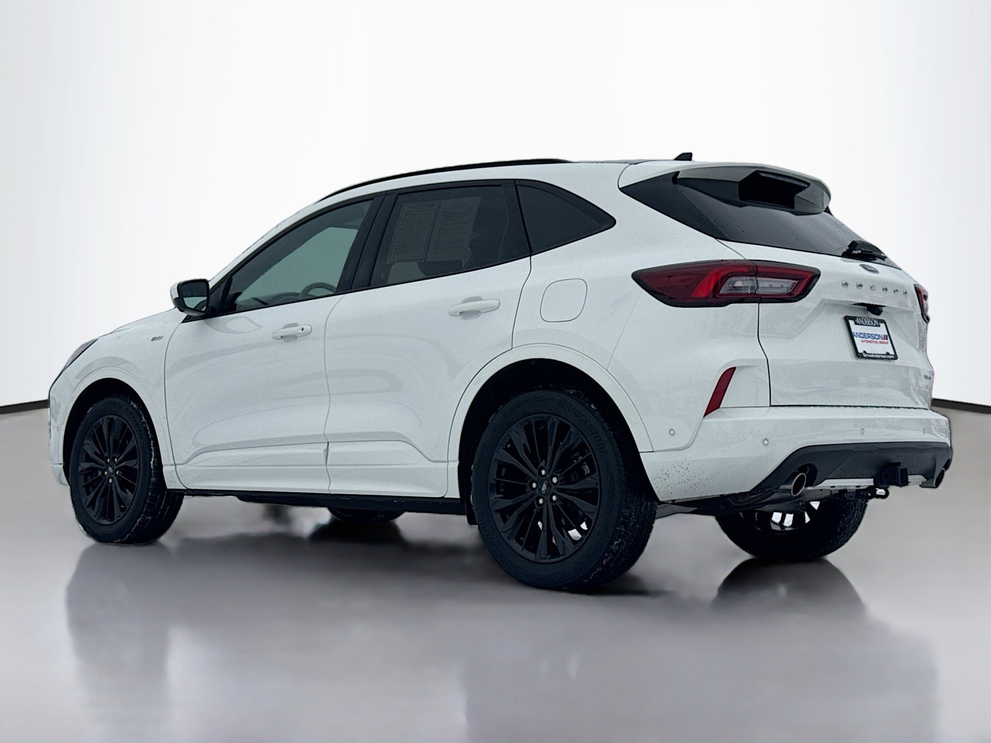 Used 2023 Ford Escape ST-Line Elite w/ Premium Technology Package image 13