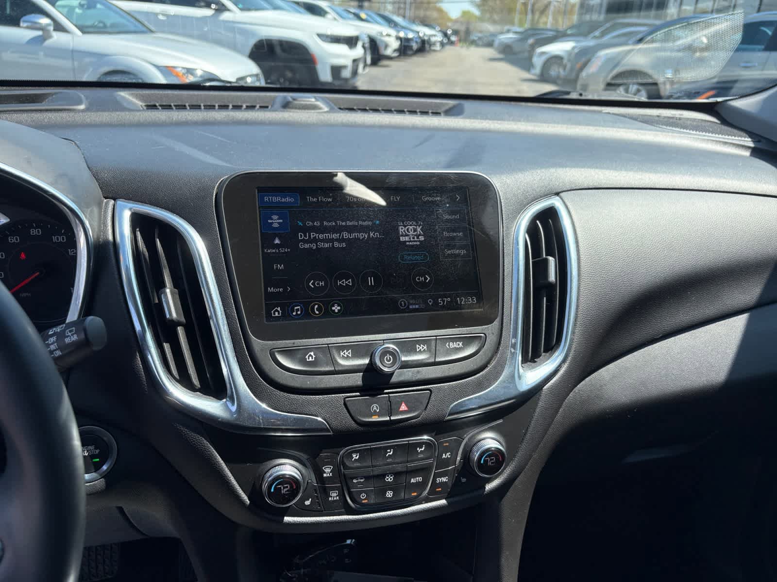 Used 2023 Chevrolet Equinox LT AWD/4WD image 19