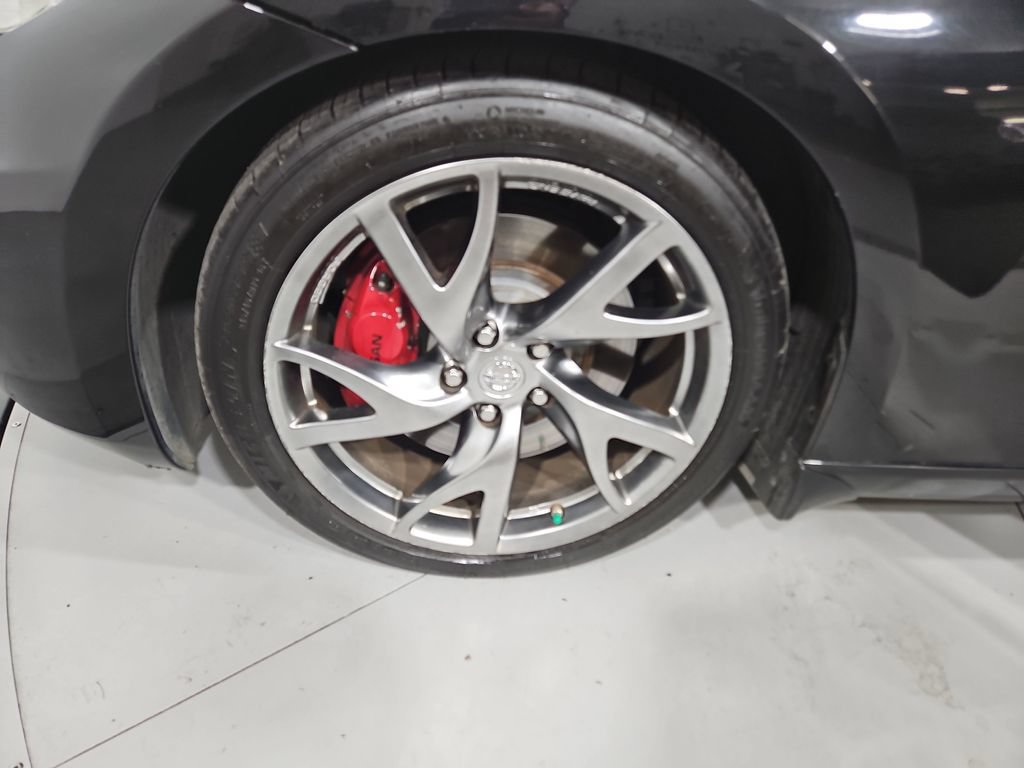 Used 2013 Nissan 370Z Touring w/ Sport Pkg RWD image 27