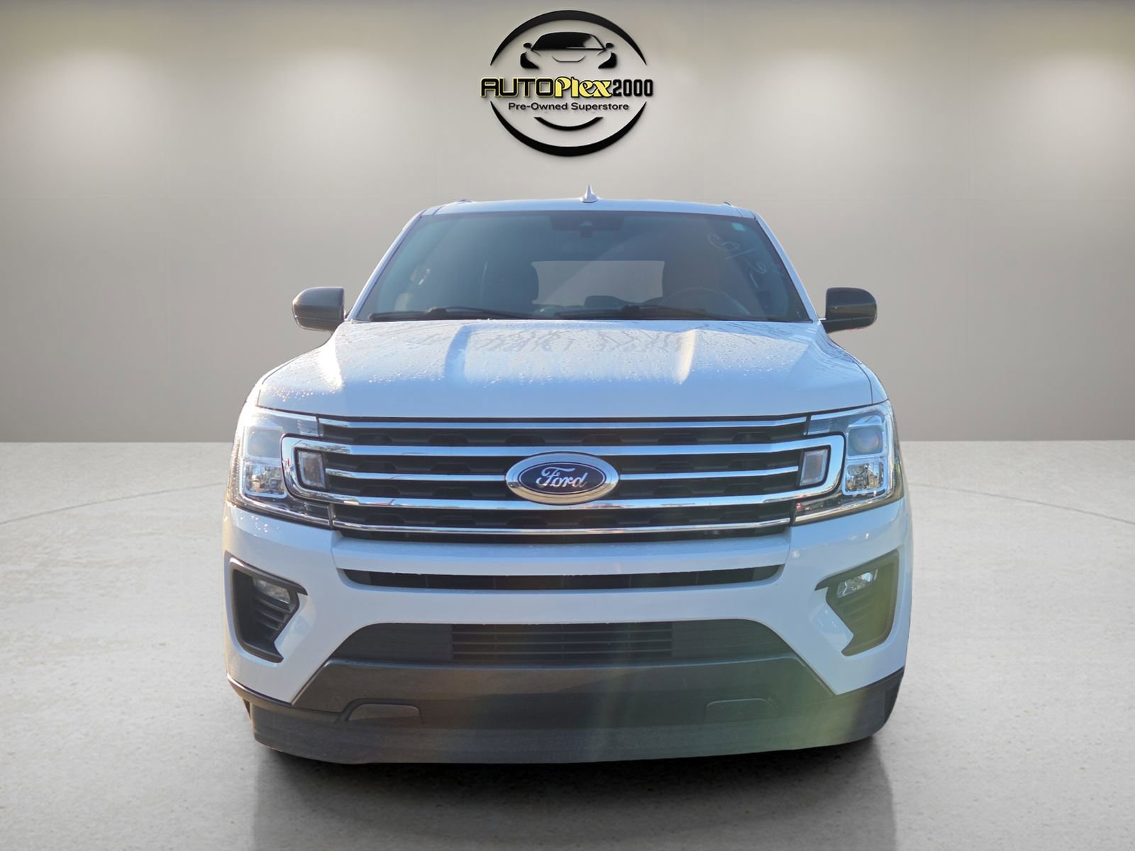 Used 2020 Ford Expedition XL RWD image 2