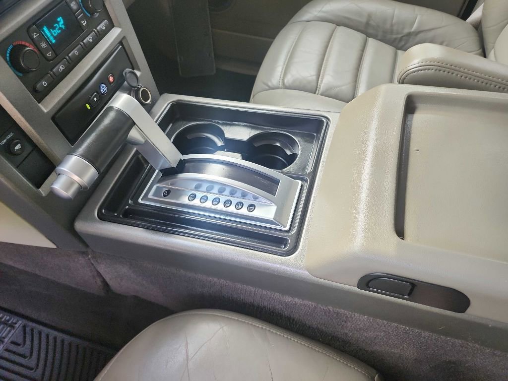 Used 2003 HUMMER H2 image 26