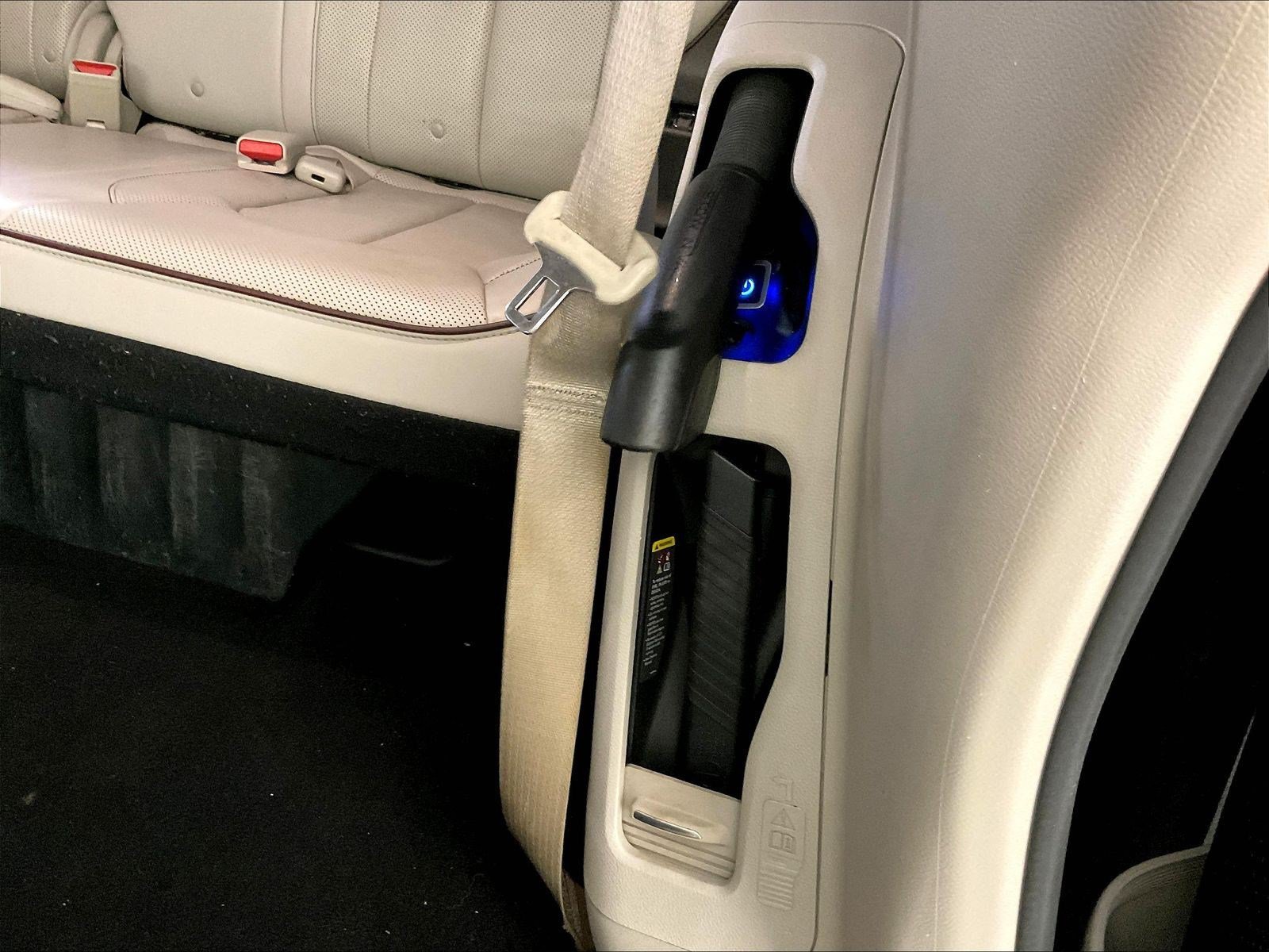 Used 2018 Chrysler Pacifica Limited FWD image 41