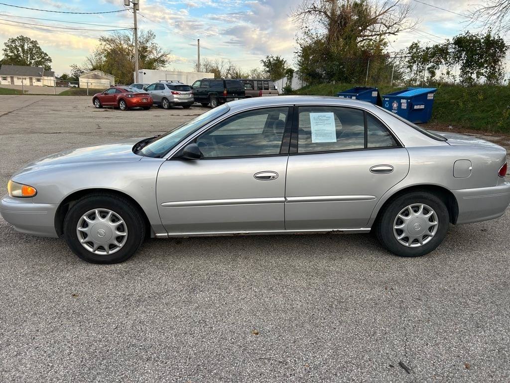 Used 2004 Buick Century Custom FWD image 2