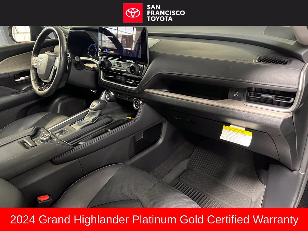 Certified 2024 Toyota Grand Highlander AWD image 22