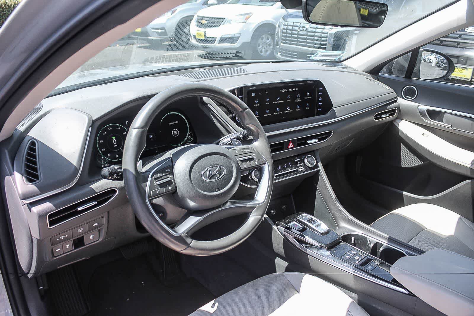 Certified 2023 Hyundai Sonata Limited FWD image 22