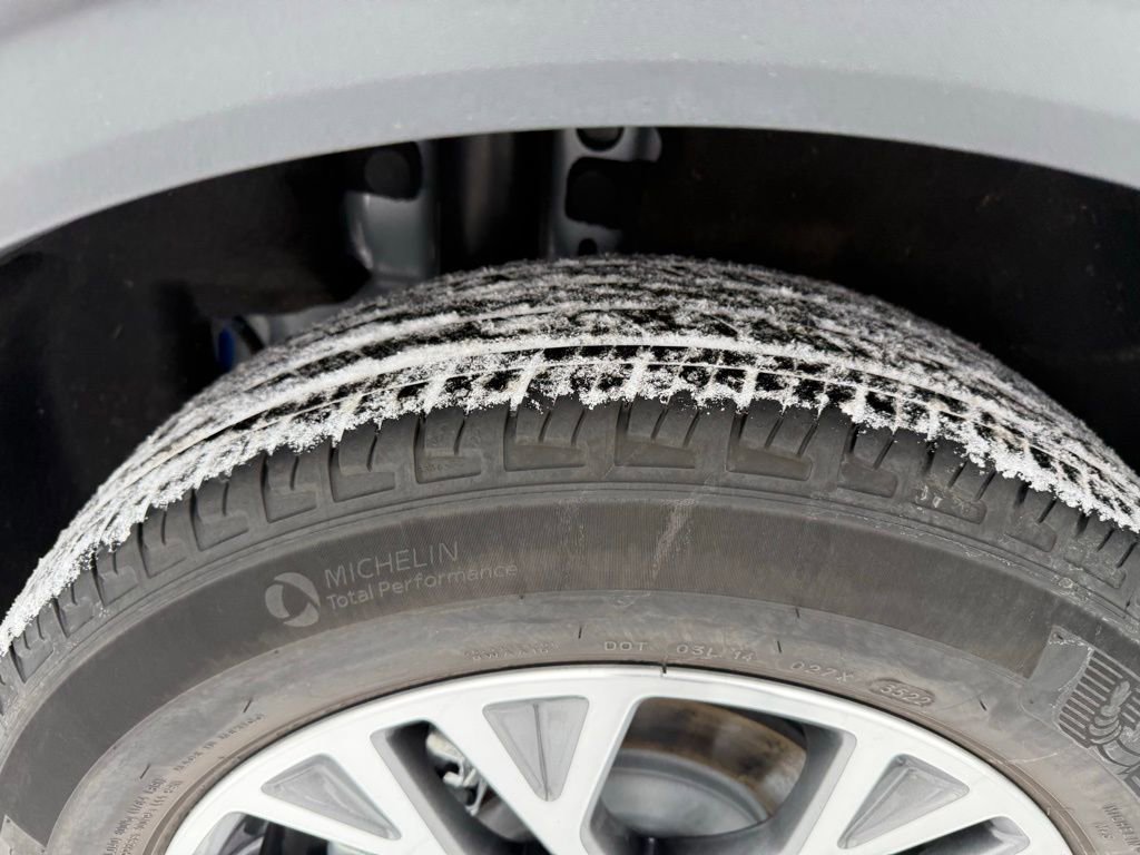 Used 2022 Ford Escape SEL image 39