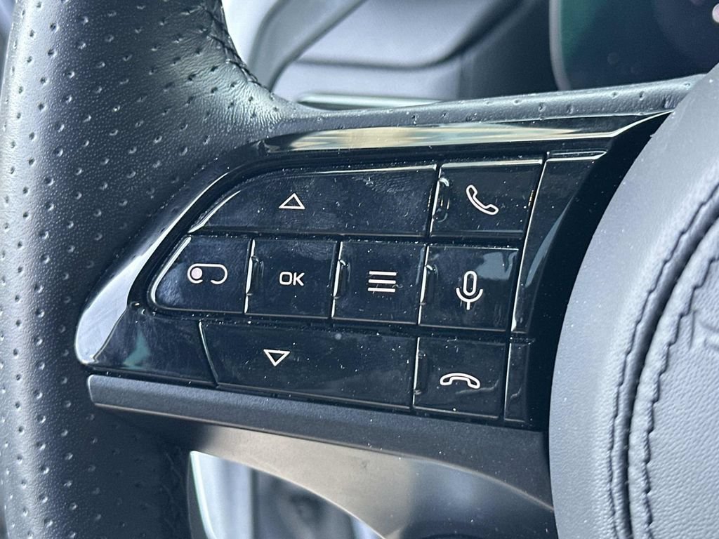 Certified 2024 Maserati Grecale GT AWD/4WD image 28