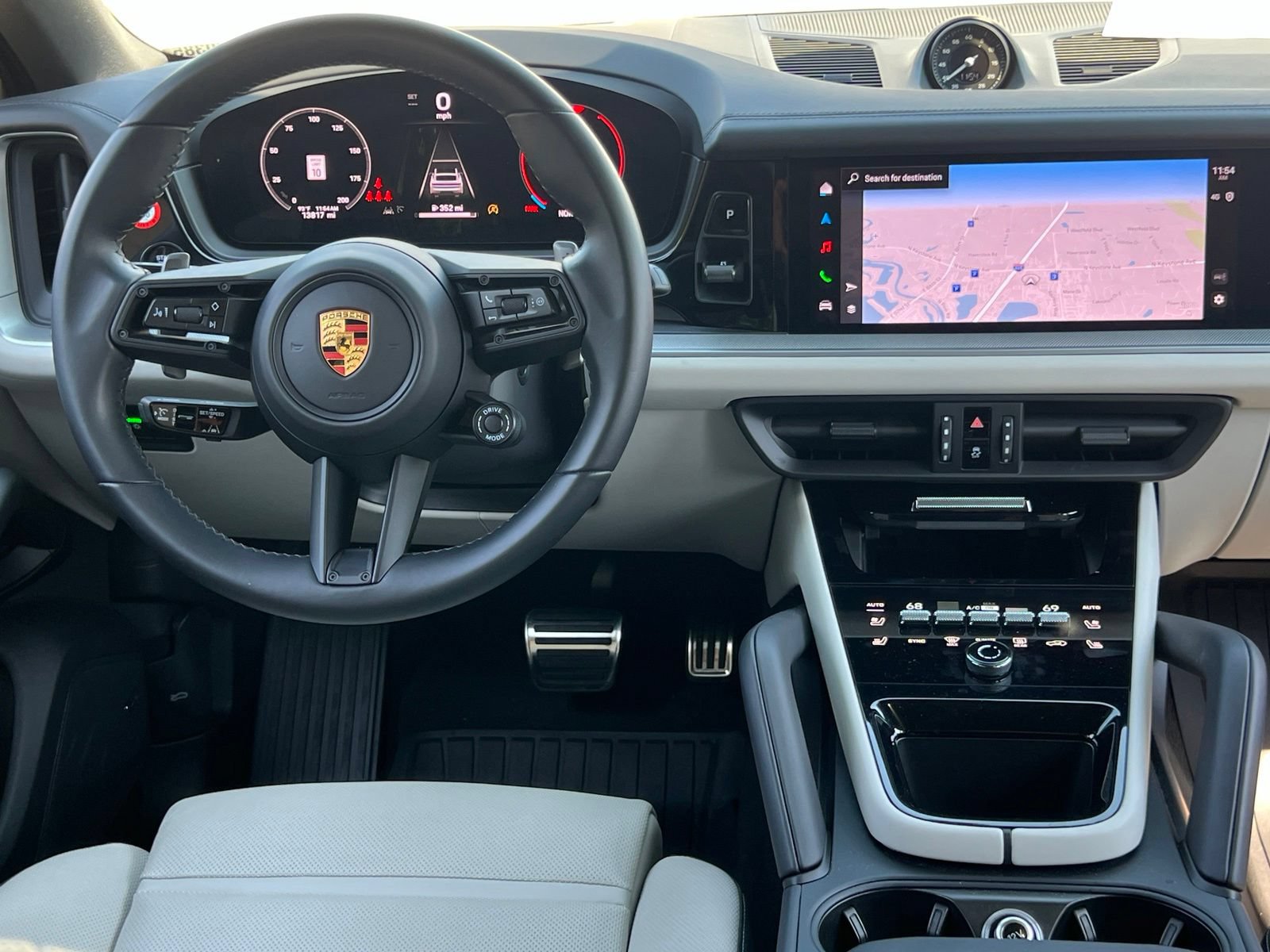Certified 2024 Porsche Cayenne S AWD/4WD image 14