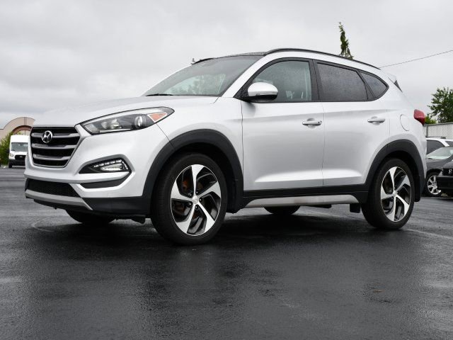 Used 2018 Hyundai Tucson Value AWD/4WD image 3